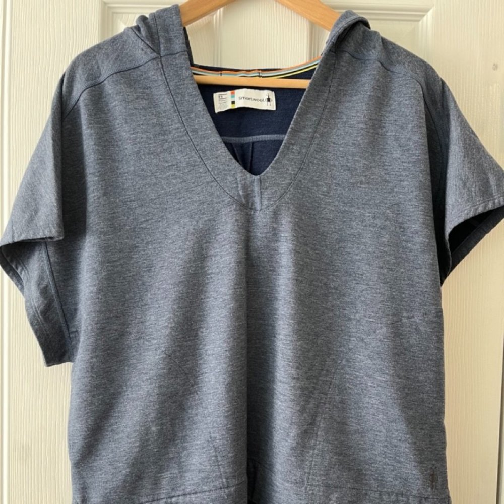 Smartwool Short Sleeve Hoodie Size XS